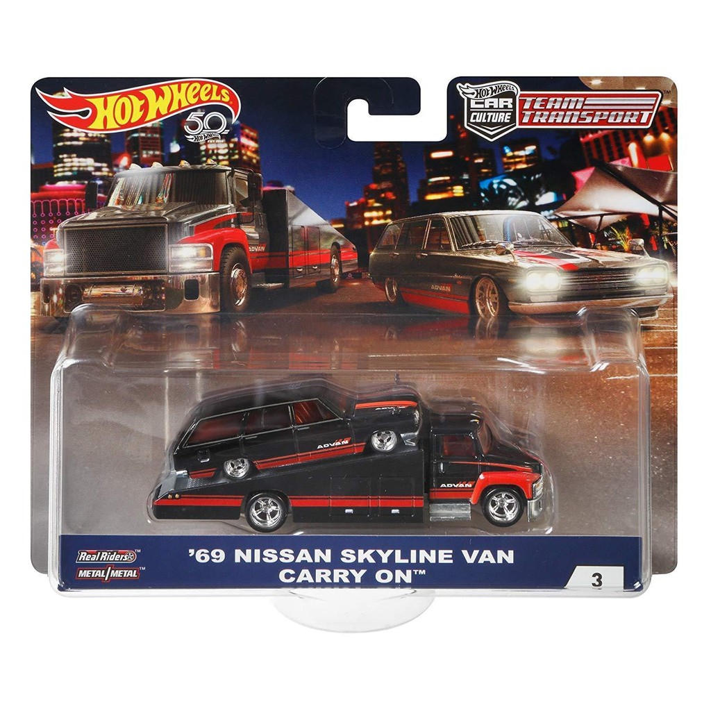 Hot Wheels - 69 Nissan Skyline Van & Carry On - Team Transport
