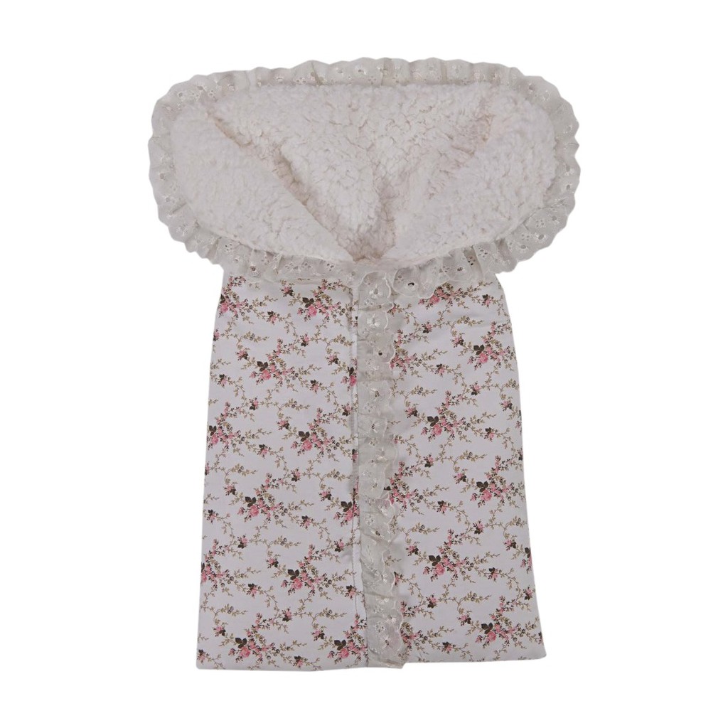Porta Bebê Menina Floral Sara Forrado com Pelo Carneiro 100% Algodão - Saco carregar bebe inverno quentinho Estampa Floral Sara Saida Maternidade Inverno