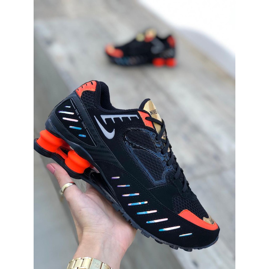 nike shox laranja e preto