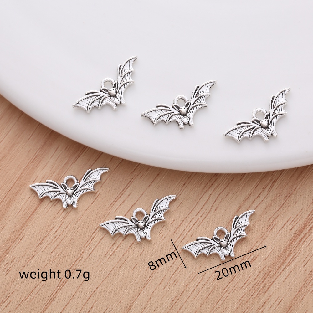 30 Pcs Exquisite Bat Encantos Para Mulheres Pulseira Colar De Moda Jóias Fazendo Suprimentos DIY Pingente Brinco em Oferta na Shopee