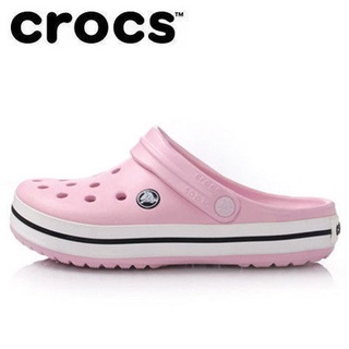 Sandália De Praia Feminina Crocs Com Furos Para Uso Externo