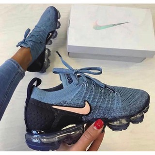 nike vapormax preto e roxo
