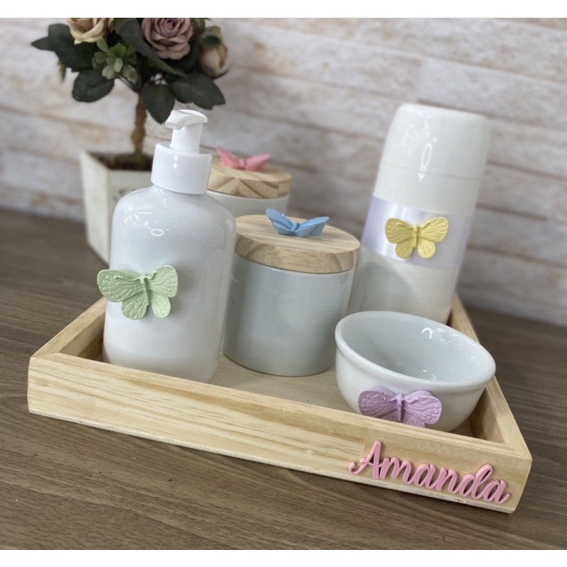 kit higiene porcelana e pinus borboleta com nome
