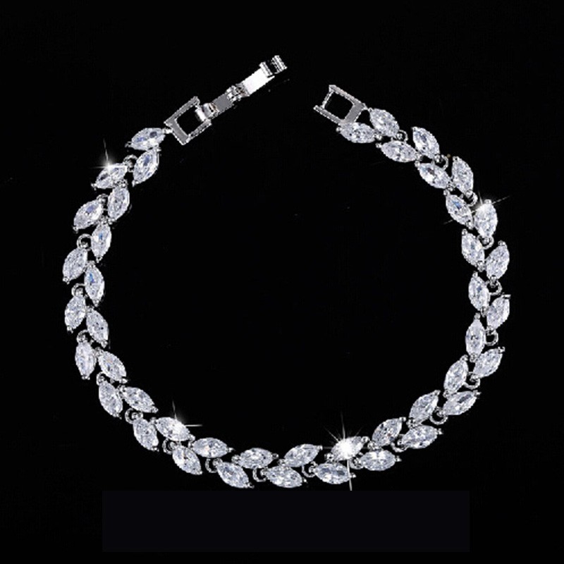 Cwwszircons Nova Moda 2020 Zircônia Cúbica Jóias Cor Prata Folha Charme CZ Cristal Feminino Pulseiras Para Mulher S0003