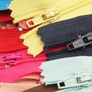 Zíper Nylon Fino ZR número 3 de 25cm Fixo - Pacote com 20 unidades em Oferta na Shopee