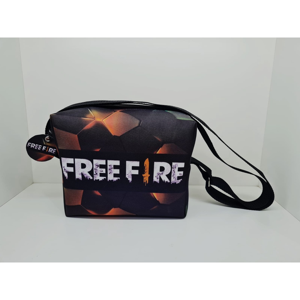Lancheira térmica Free fire em Oferta na Shopee