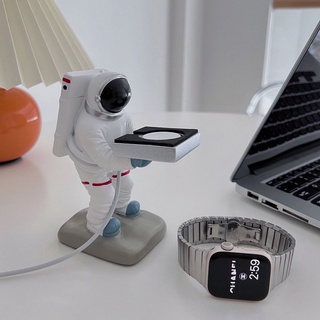Suporte De Astronauta Para Carregamento iWatch Smartwatch Relógio Inteligente Base Universal De Armazenamento Carregadora Criativa 41mm 40mm 45mm 44mm