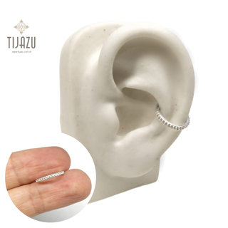 Piercing Argola Conch Cravejada Prata 925 12mm