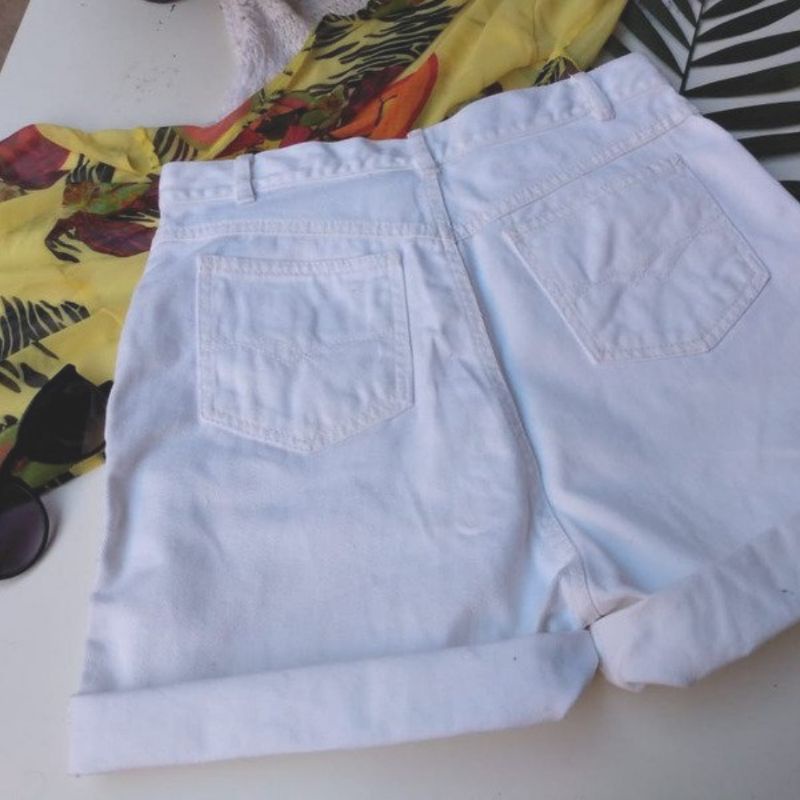 Shorts jeans branco vintage cintura alta | Shopee Brasil
