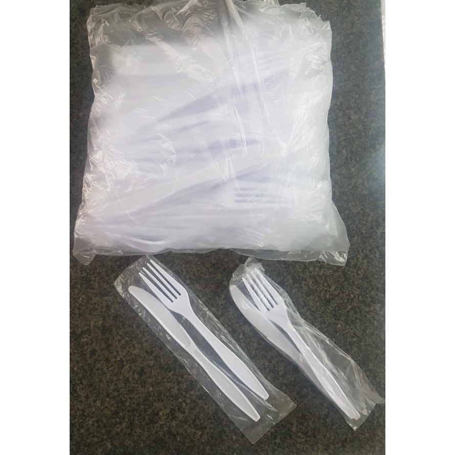 Kit garfo e faca descartável c/50 ou 200 kits - Embalados - Preto Cristal Branco - REFORÇADO em Oferta na Shopee