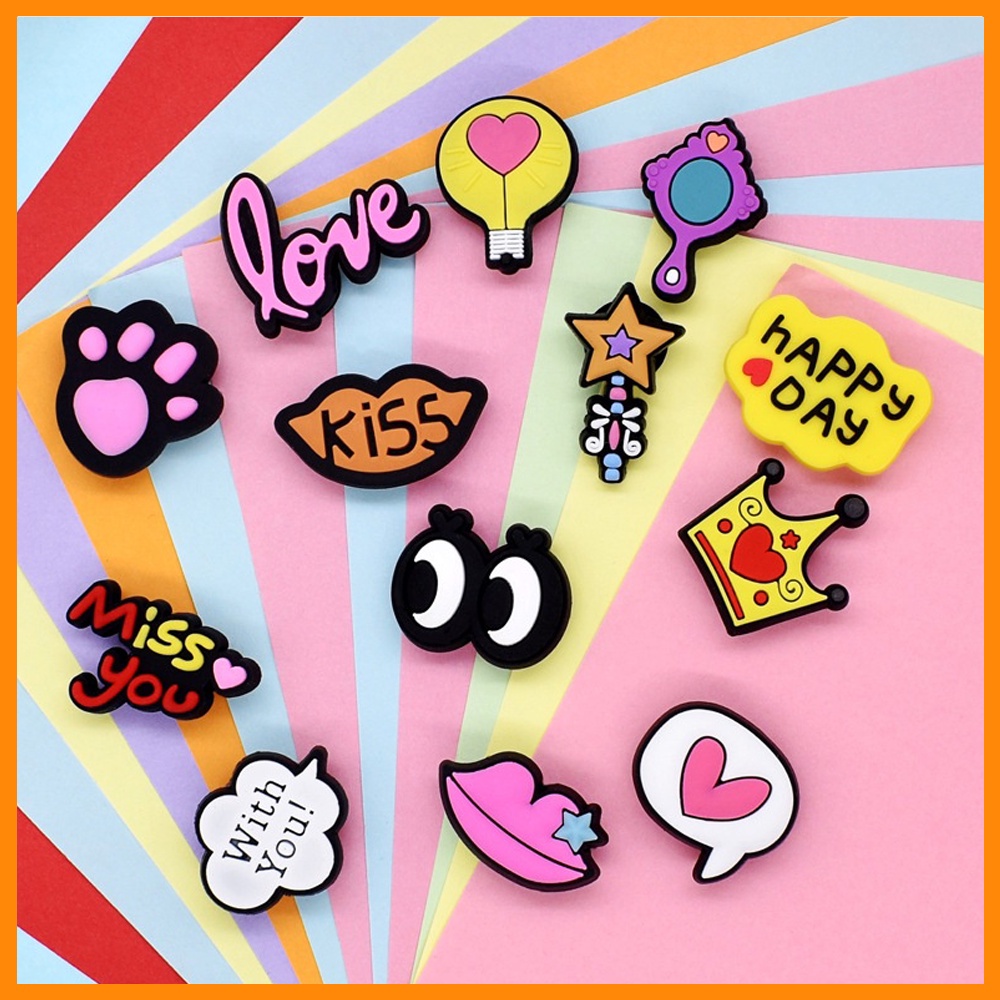 Encantos De Sapatos Para Cute Cartoon Garden Gifts Bolsas Decoração em Oferta na Shopee