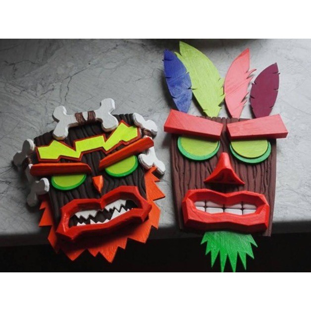 AKU AKU + UKA UKA CRASH BANDICOOT