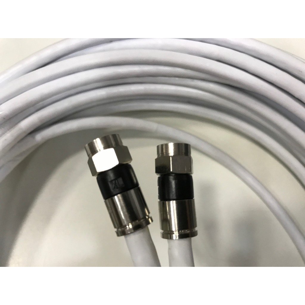 Cabo de antena coaxial RG6 75ohm conectorizado. Tamanho: 10 Metros. Conector F macho de rosca nas duas pontas. Pronto para uso.