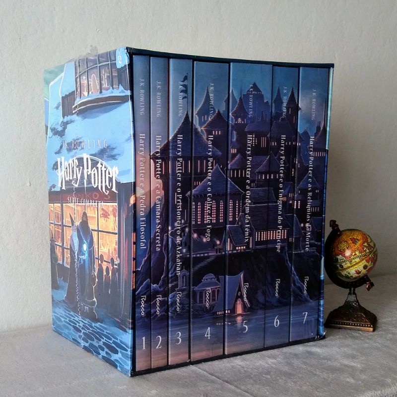 Box Harry Potter Castelo de Hogwarts Edição de Colecionador com volumes e Marcadores série