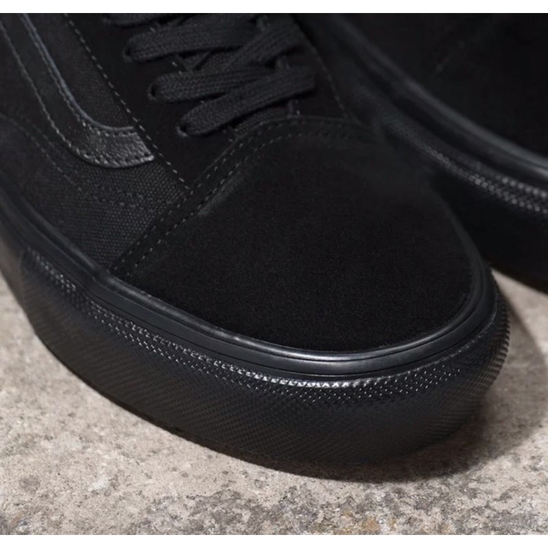 plain black leather vans