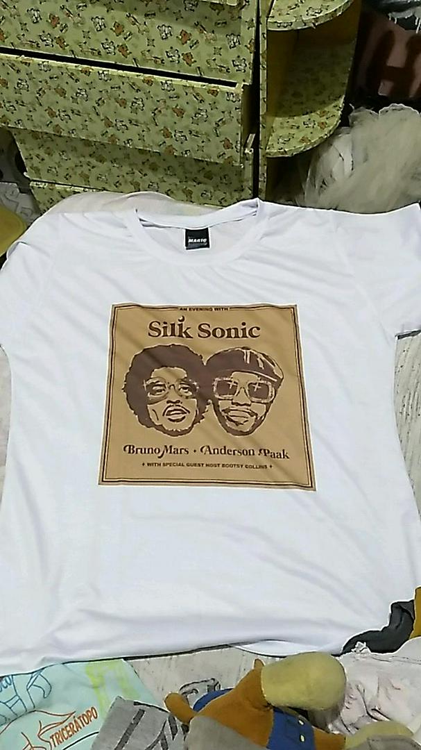 Camiseta Baby look Silk Sonic - Bruno Mars e Anderson Paak - Música - Show  - Pop - Moda