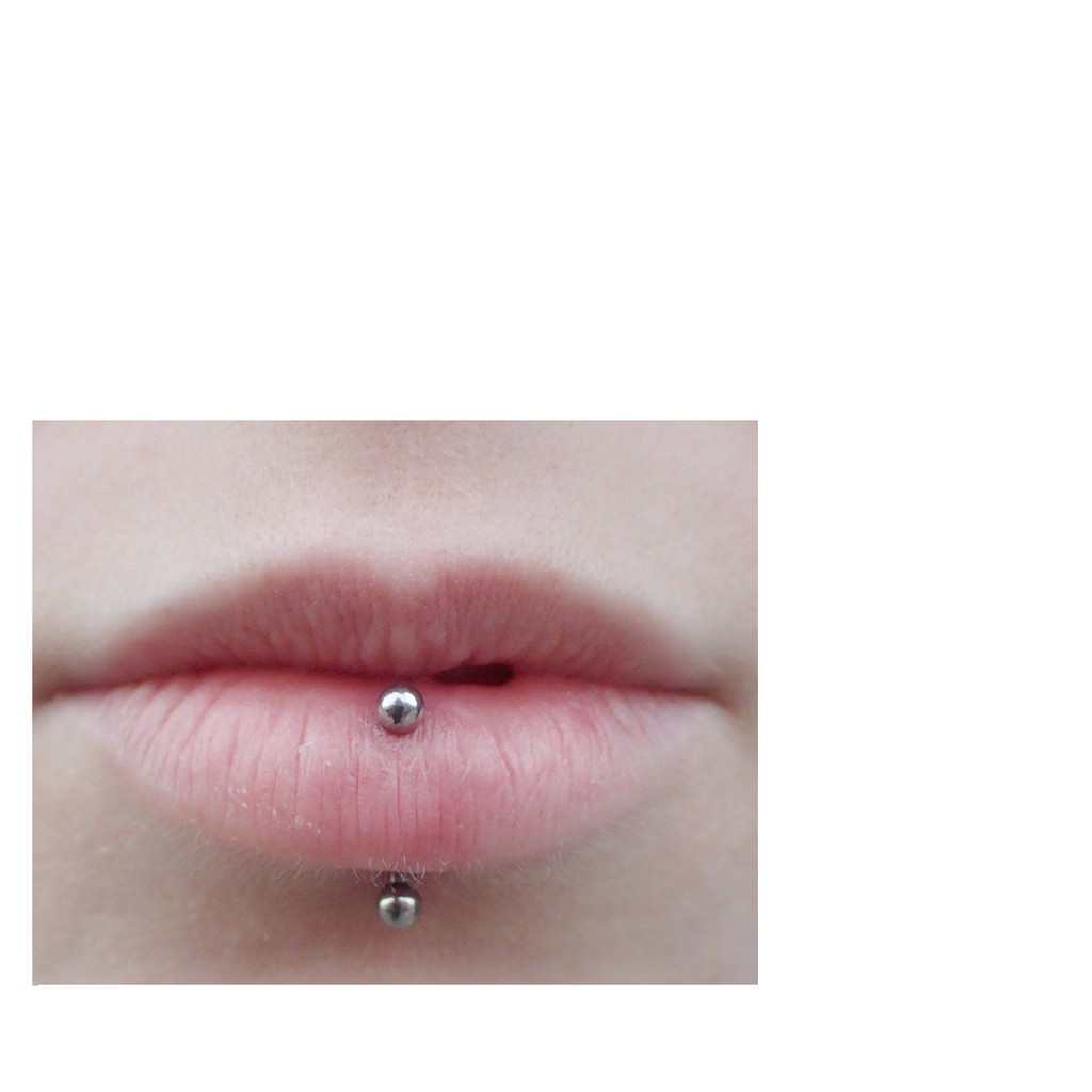 Piercing Vertical Labret Curvado Bananinha Aço Cirúrgico