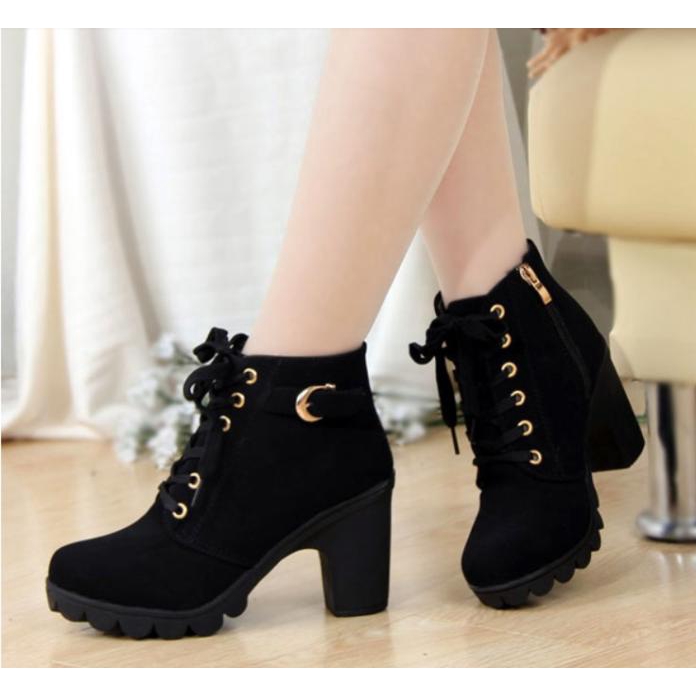 bota feminina cano curto simples