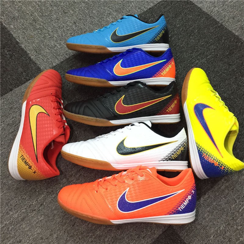 nike mercurial tiempo