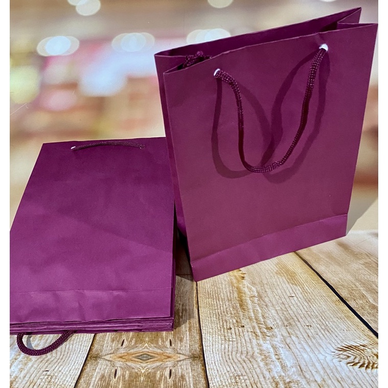 10 Sacolas De Papel 23x16x6 cm marsala Presente Bolsa Festa - Stationery