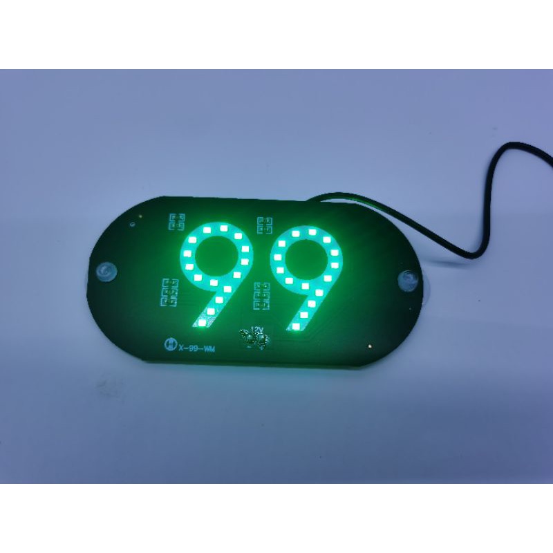 placa de Led 99 e placa U verde
