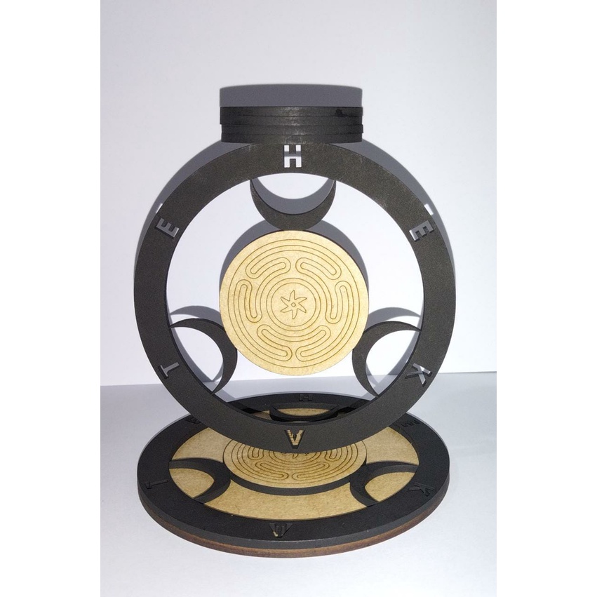 Porta Vela Castiçal Hekate Suporte Rechaud para Altar Wicca Witch Bruxa Místico MDF hecate triskle triscle triqueta roda de hecate