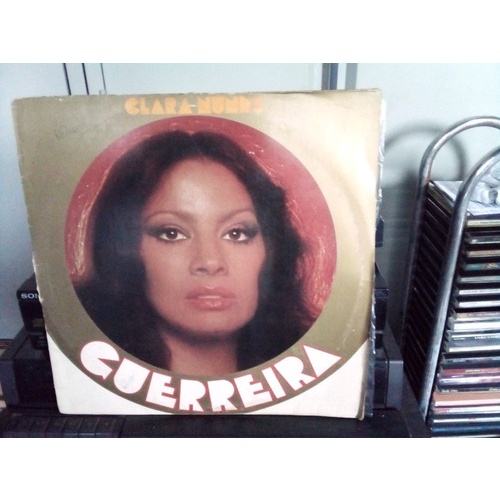 Lp Clara Nunes Guerreira  - Vinil Excelente