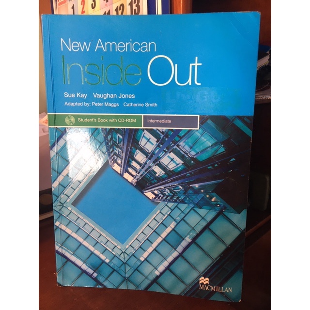 Livro New American Inside Out  Intermediate Student's book; Sue Kay; Vaughan Jones