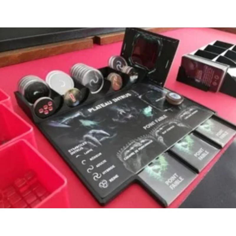 Nemesis Board Games - Intrusoras Board com porta Tokens (PRODUZIDO EM 3D)