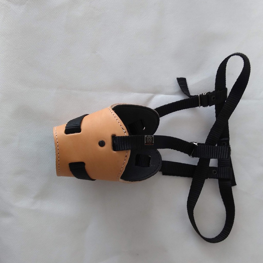 Fucinheira de couro resistente tamanho unico para raças de grande e médio porte pastor alemão rotweller pitbull dogo husky golden labrador