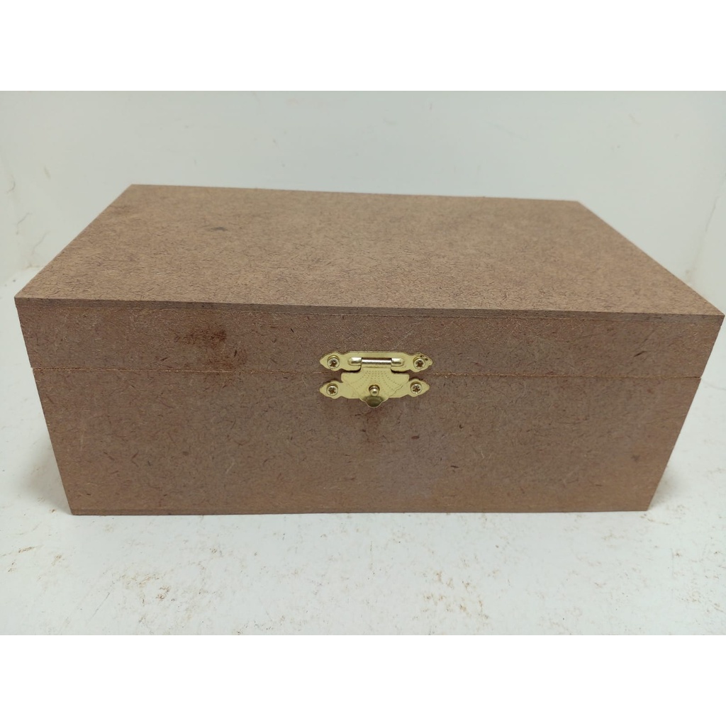 10 Caixas c/Fecho e dobradiças  20x20x5 cm Mdf 6 mm pintadas e personalizadas