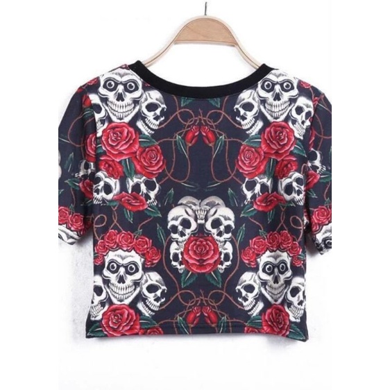 Crop top Cropped caveiras com rosas alternativo gótico e-girl moda japonesa