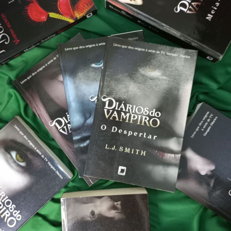 Complete sua Coleção Diários de um do Vampiro L. J. Smith Despertar Confronto Fúria Reunião Sombria Almas Anoitecer...