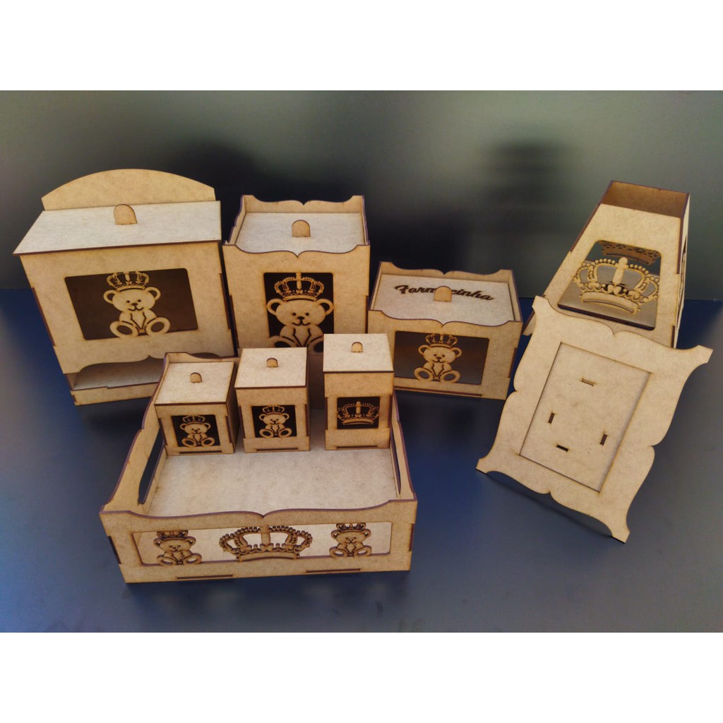 Kit Higiene Urso Rei + Painel Parede Urso Rei