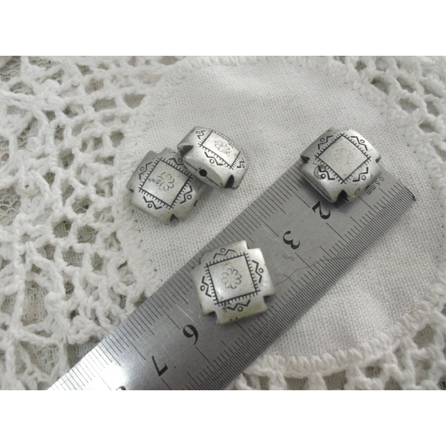 miçanga entremeio cinza prata fosco 2 pçs