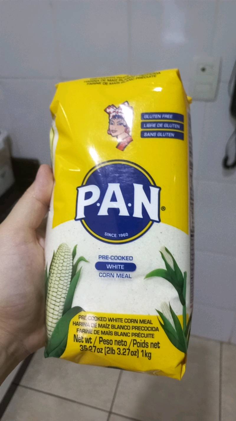 HARINA PAN/ farinha de milho PAN branco pré-cozida enriquecida 1kg | Shopee  Brasil