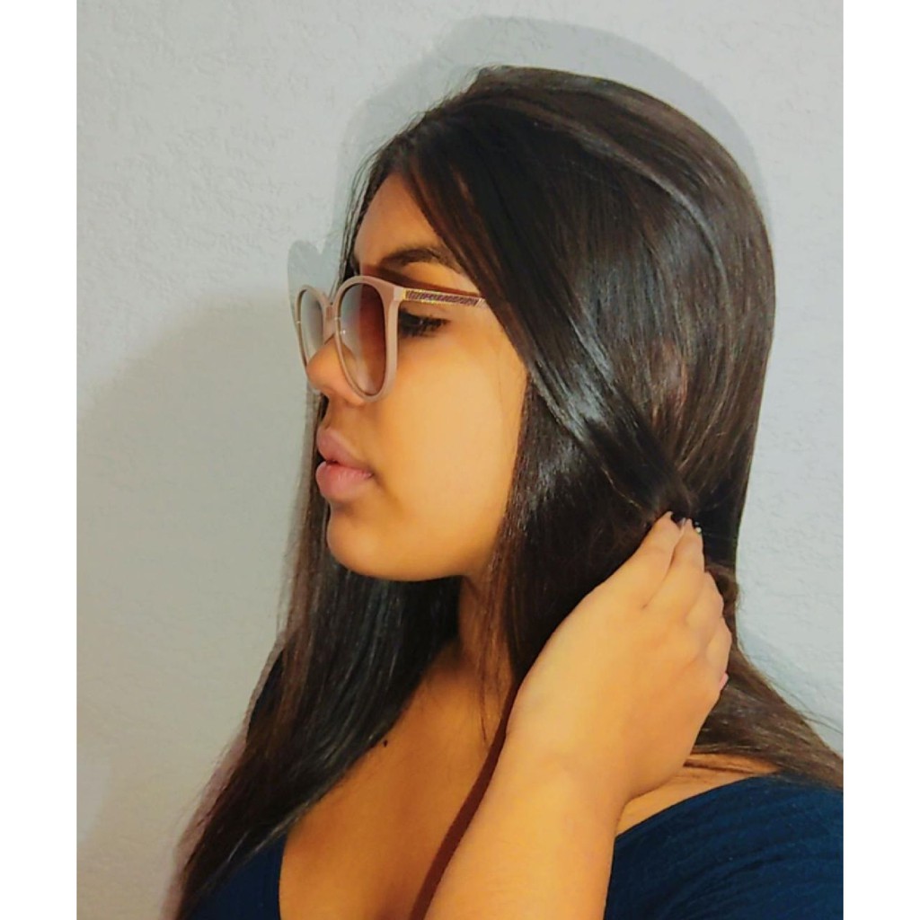 Lindo Óculos Feminino De Sol ch + case e Flanela