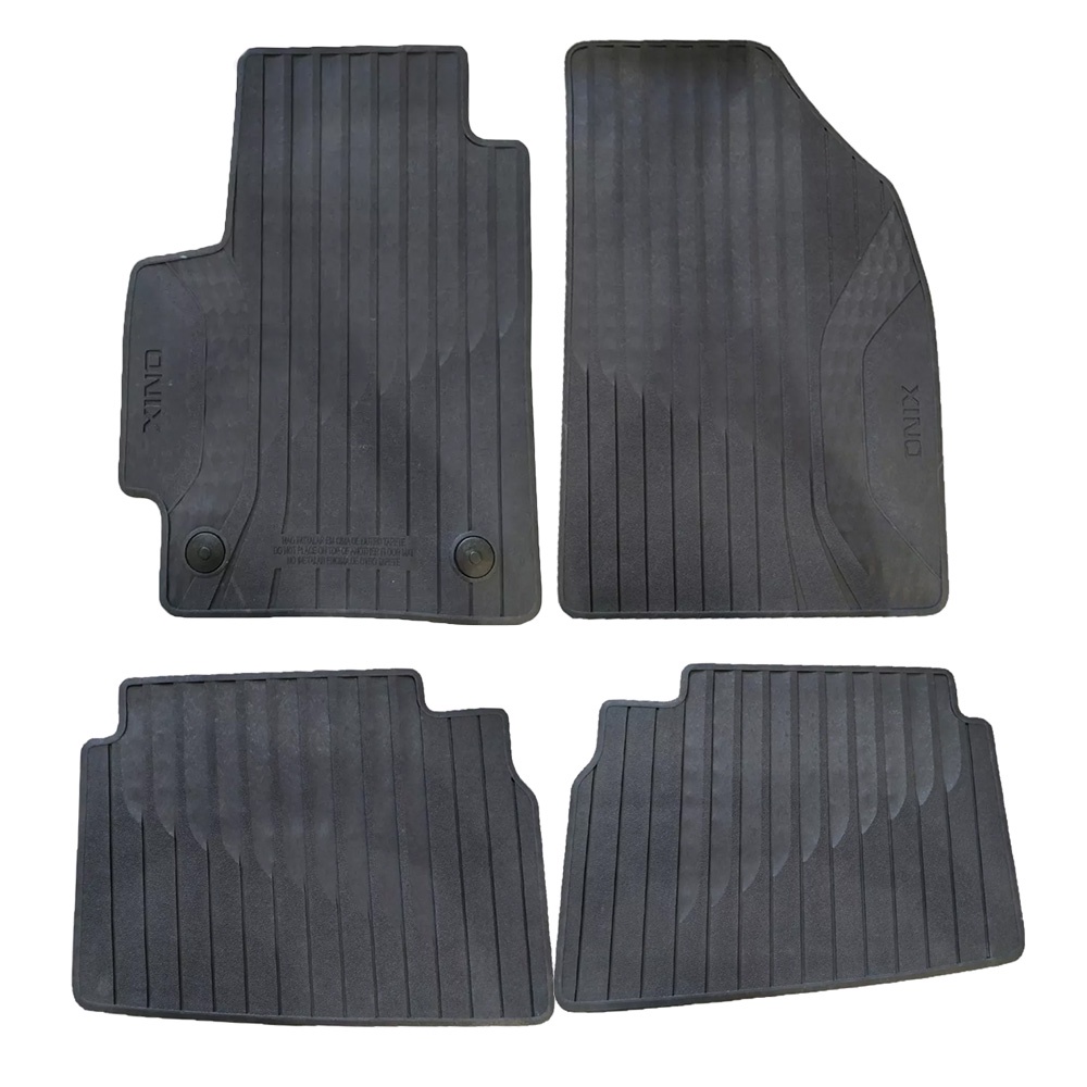 Jogo De Tapete Pvc Onix Plus E Premier Preto Original 2020 em Oferta na Shopee