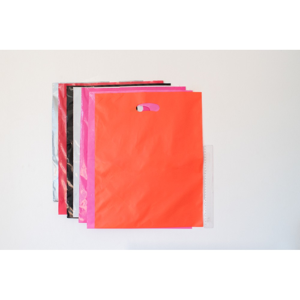 50 Sacolas Plásticas 40x50 LISA Alça Boca De Palhaço em Oferta na Shopee