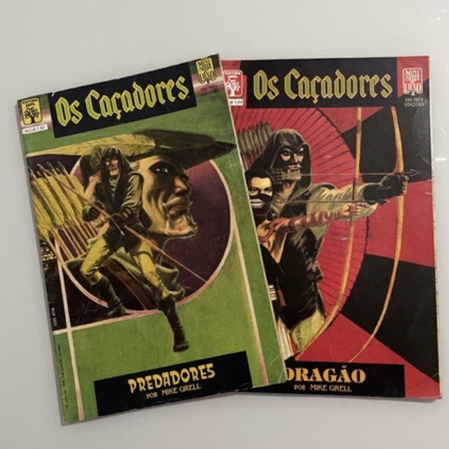 Lote 1 e 2 gibi hq 1989 Dc comics os caçadores predadores 1 e dragão 2 por Mike Grell