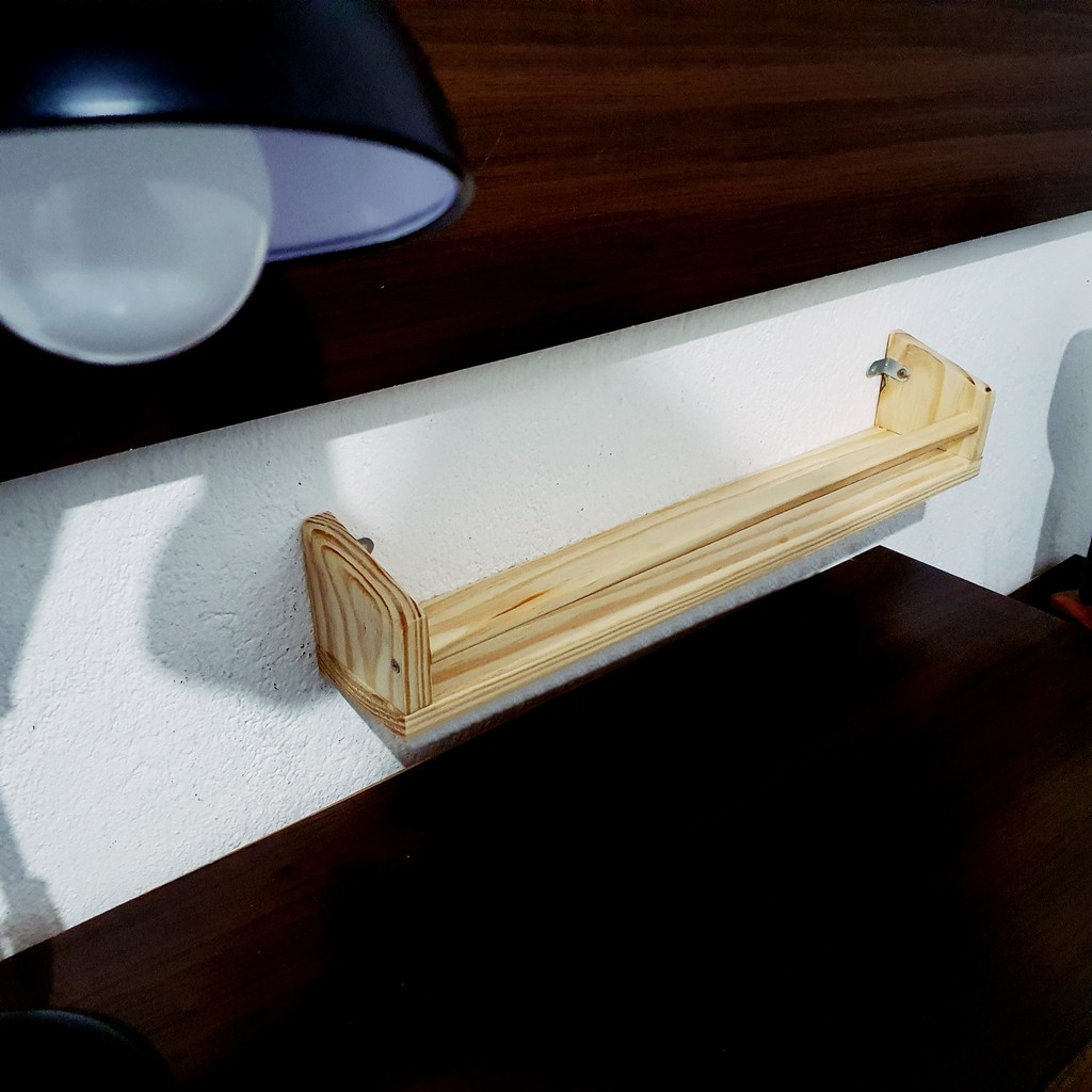 Prateleiras de Madeira na Sala: Onde Comprar | BuscaProdutos