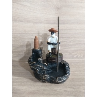 Incensário Cascata Com Preto Velho Em Resina em Oferta na Shopee