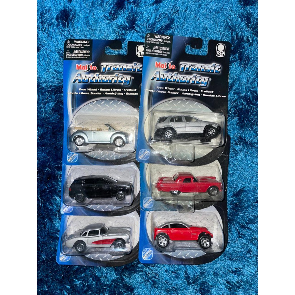 Miniaturas Maisto - vw new beatle - touareg - corvette 57 - jeepster - mercedes ML 320 - thunderbird