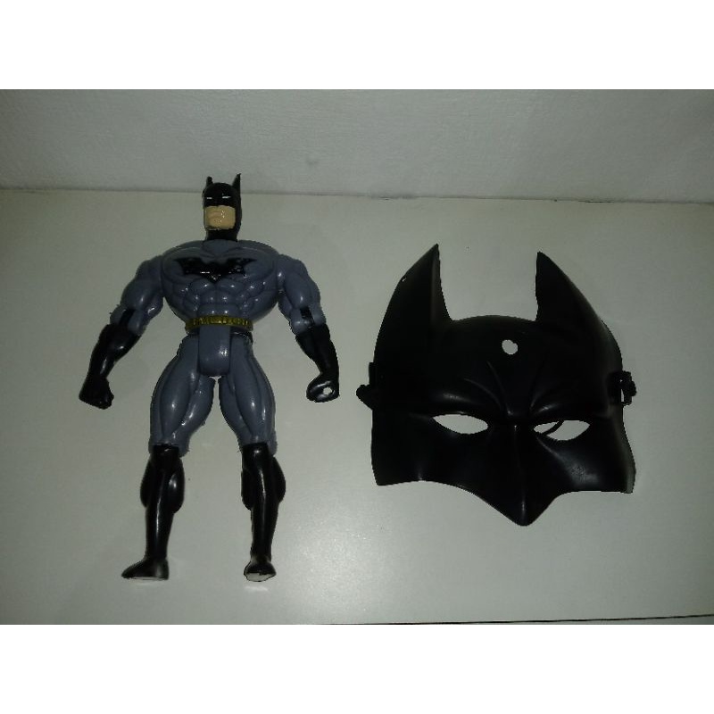 Boneco Batman articulado com Mascara | Shopee Brasil