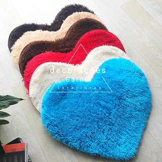 tapetinho tapete de coração antiderrapante e antialérgico 65cm x 50cm em Oferta na Shopee