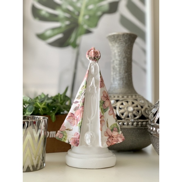 imagem de nossa senhora aparecida 20 cm gesso manto rosas em Oferta na Shopee