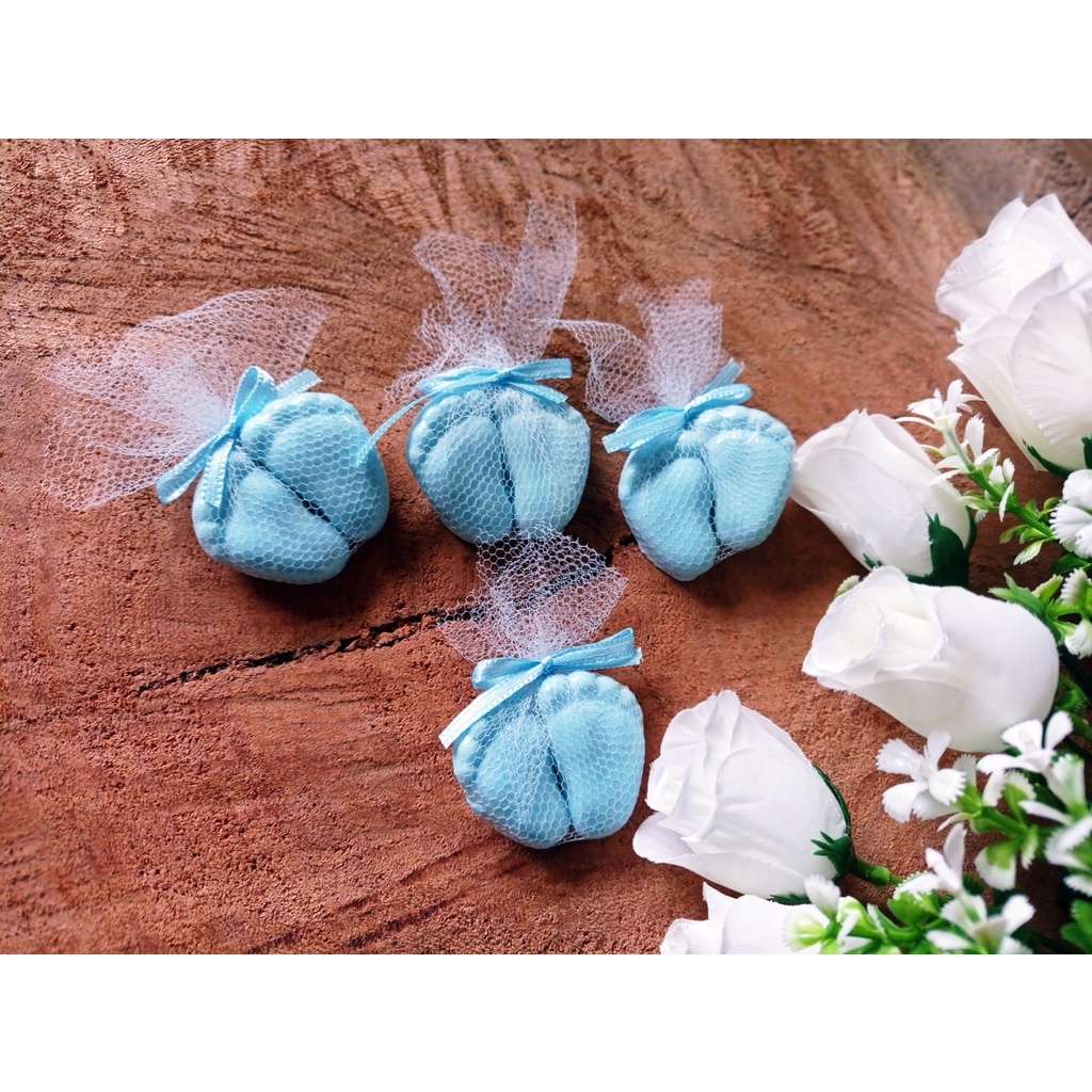 50 Mini pezinhos lembrancinha de chá de bebê, chá revelação, chá rifa, chá de fralda, mesversário, maternidade