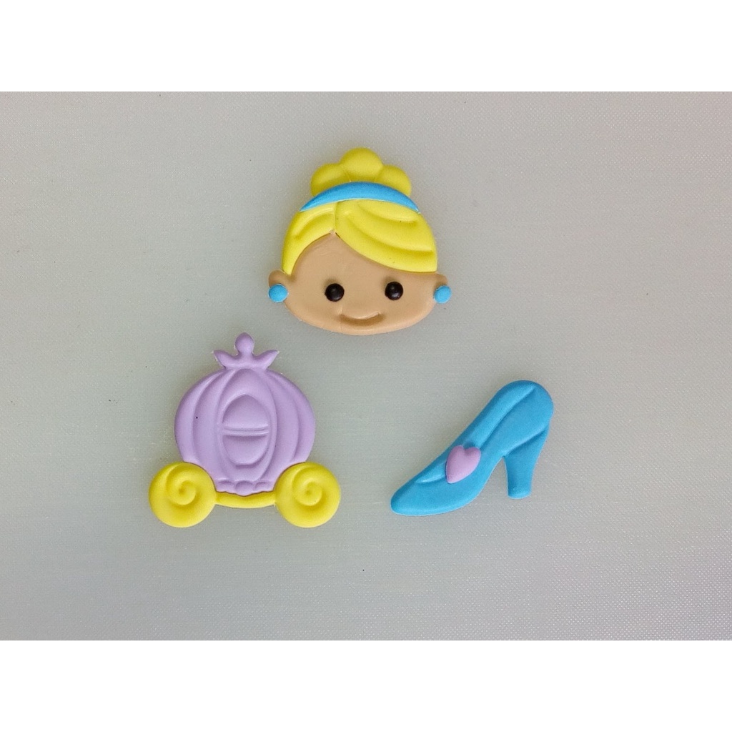 Kit Cortadores Cinderela Pasta Americana 3 modelos 5cm Shopee Brasil