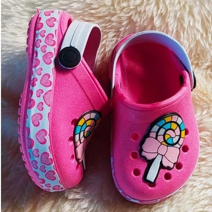 Crocs de menina colorido, calçados infantil,confórtavel, lindo, ótimo para  ir para escola,passear ou dar de presente! | Shopee Brasil