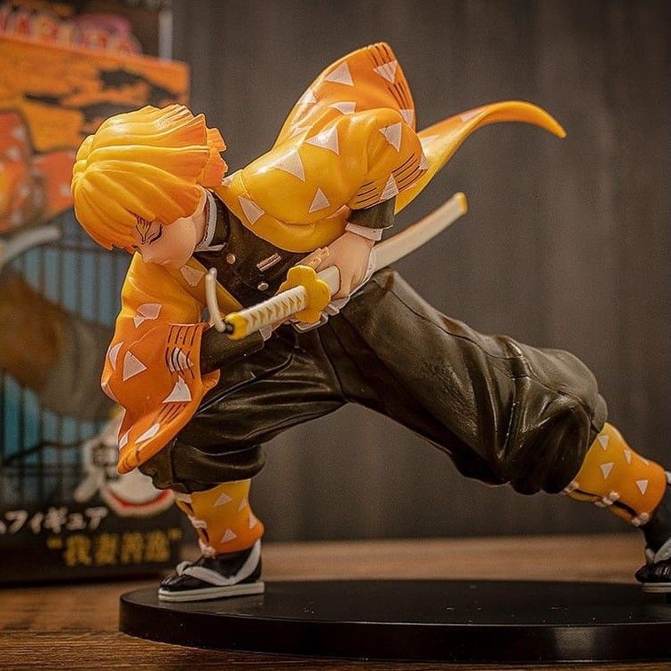 articulado 13cm Agatsuma Zenitsu Action figure Demon Slayer tanjiro kimetsu  no yaiba - Escorrega o Preço